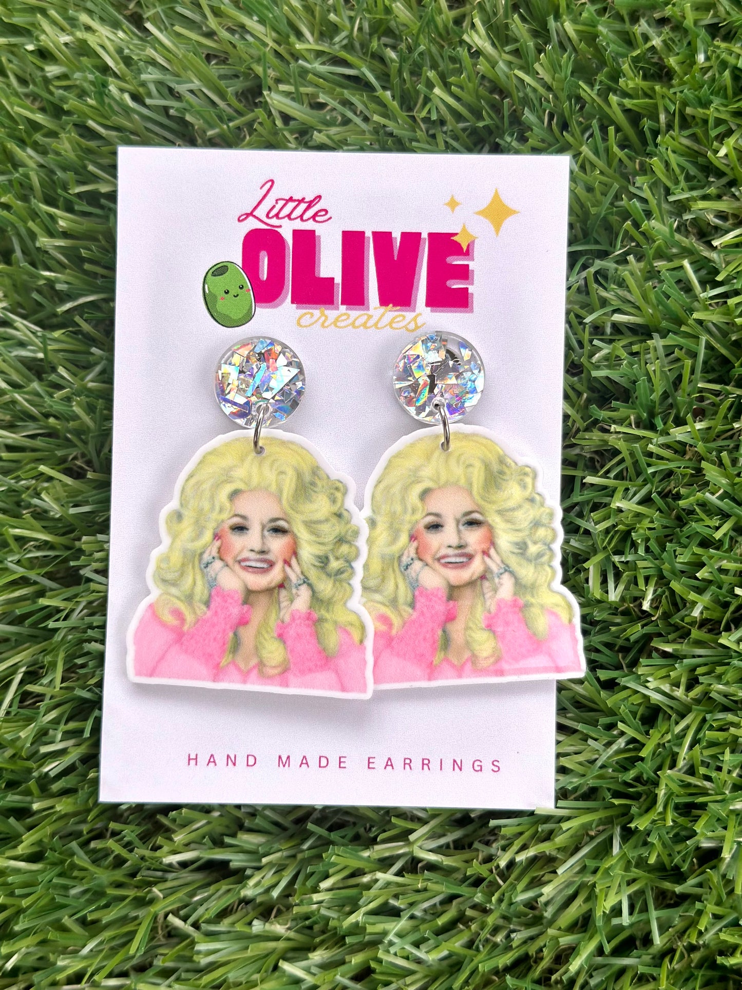 Country Diva Dangle Earrings: Sparkle and Shine with Dolly's Charm!