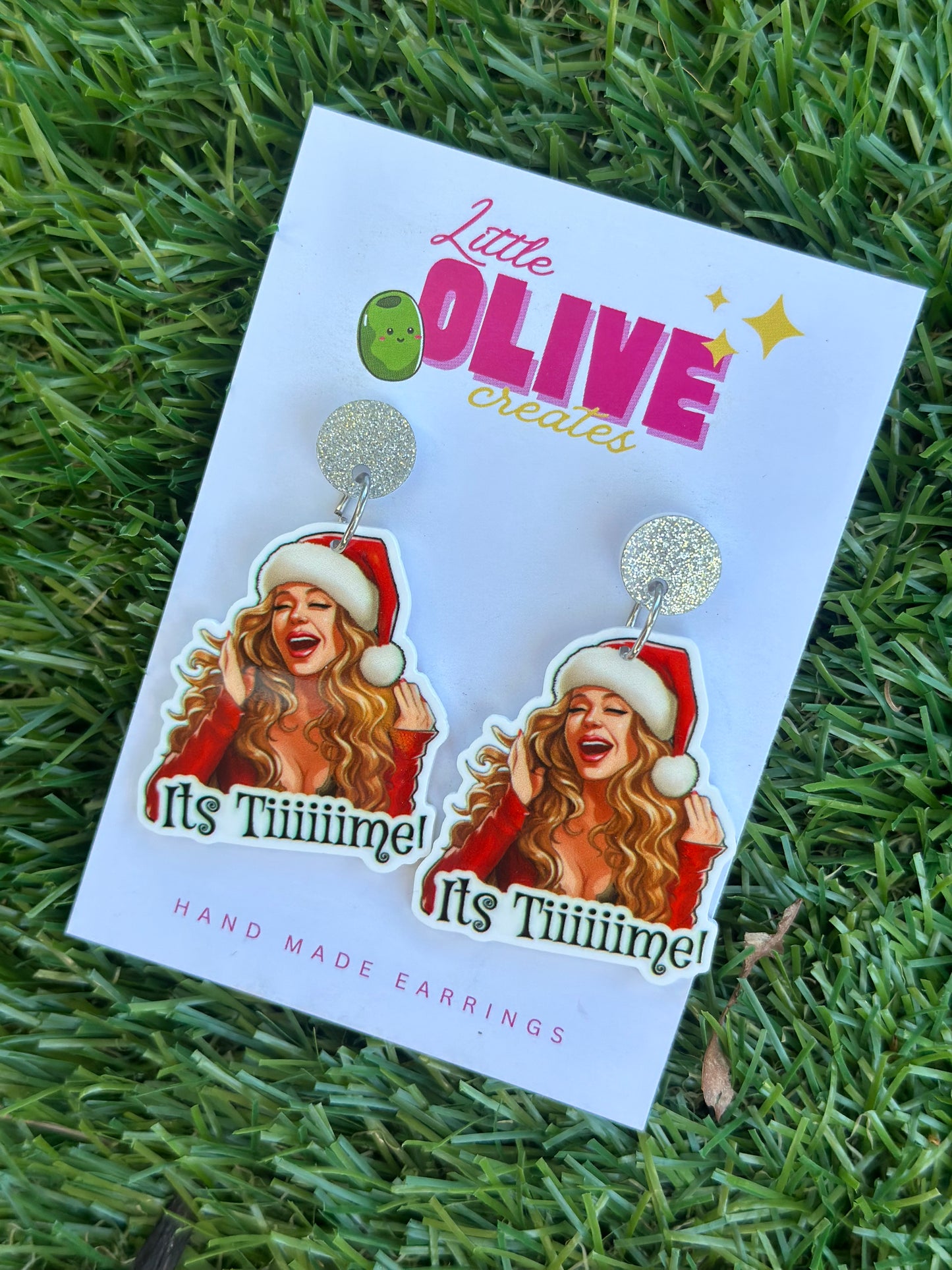 Mariah Carey-Inspired “It’s Tiiiiiime” Dangle Earrings