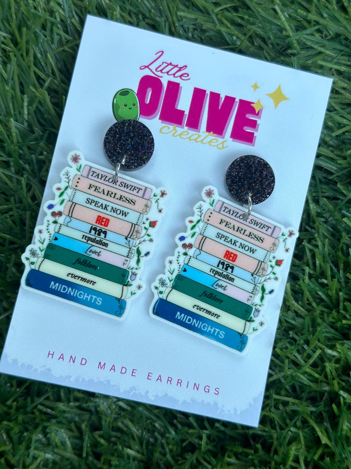 Enchanting Taylor Era Inspired Book Lover Dangle Earrings