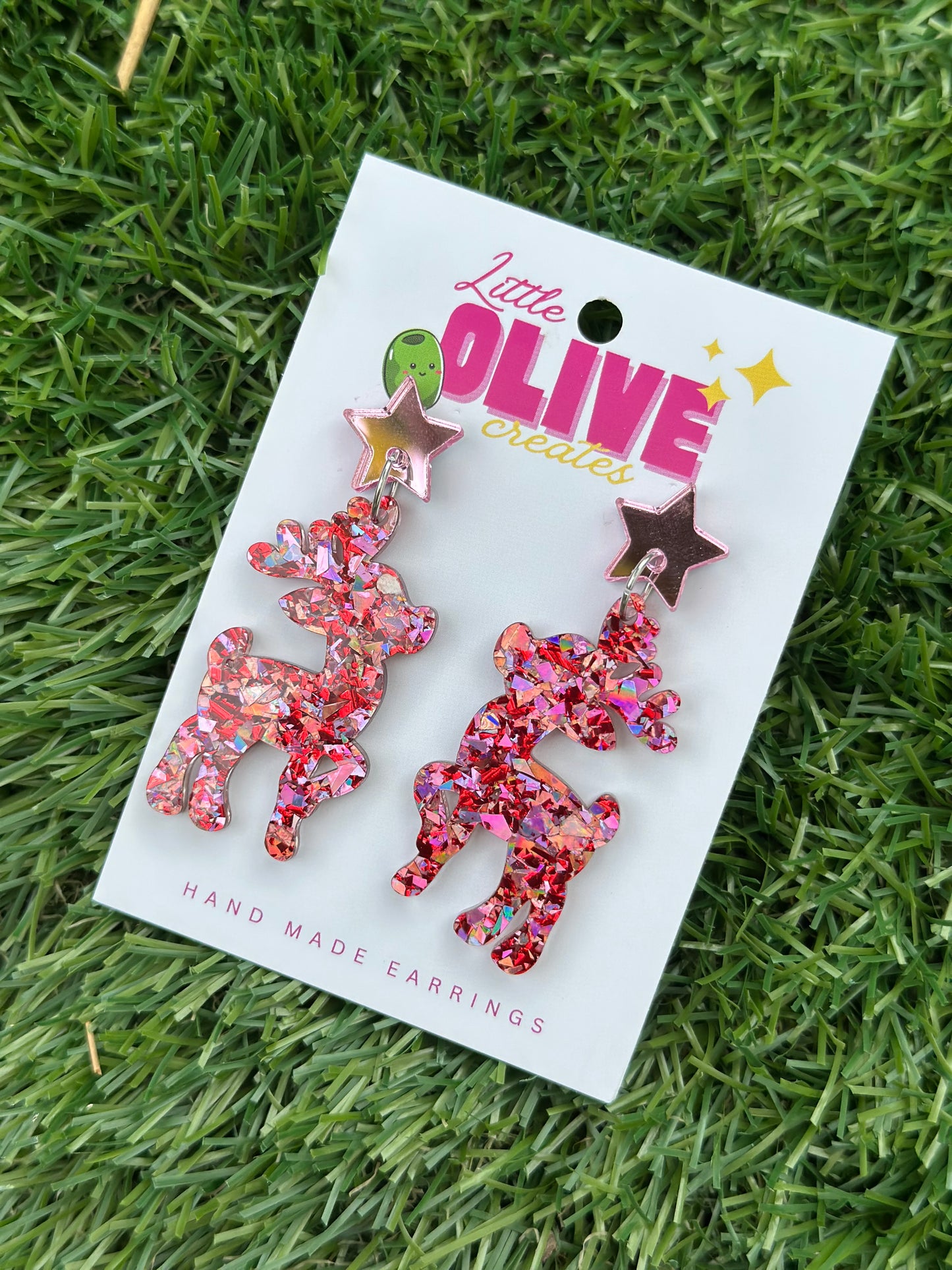 Gorgeous Reindeer Christmas Confetti Glitter Drop Earrings - Festive Holiday Magic