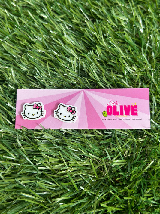 Waving Kitty Stud Earrings | Cute 15mm Cat Jewelry