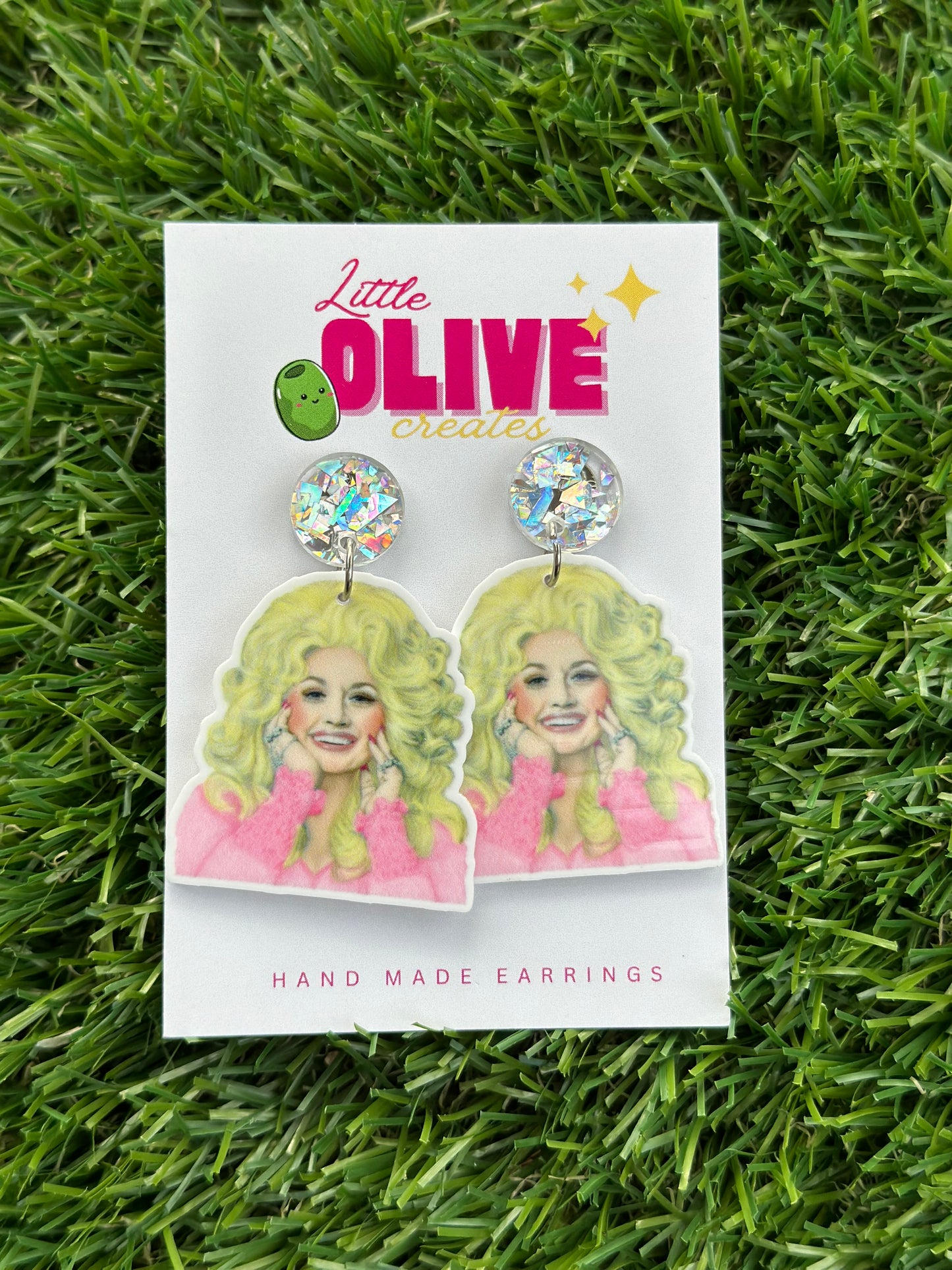 Country Diva Dangle Earrings: Sparkle and Shine with Dolly's Charm!