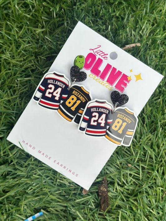 Heated Rivalry | Hollander & Rosanov Book Earrings ⭐
