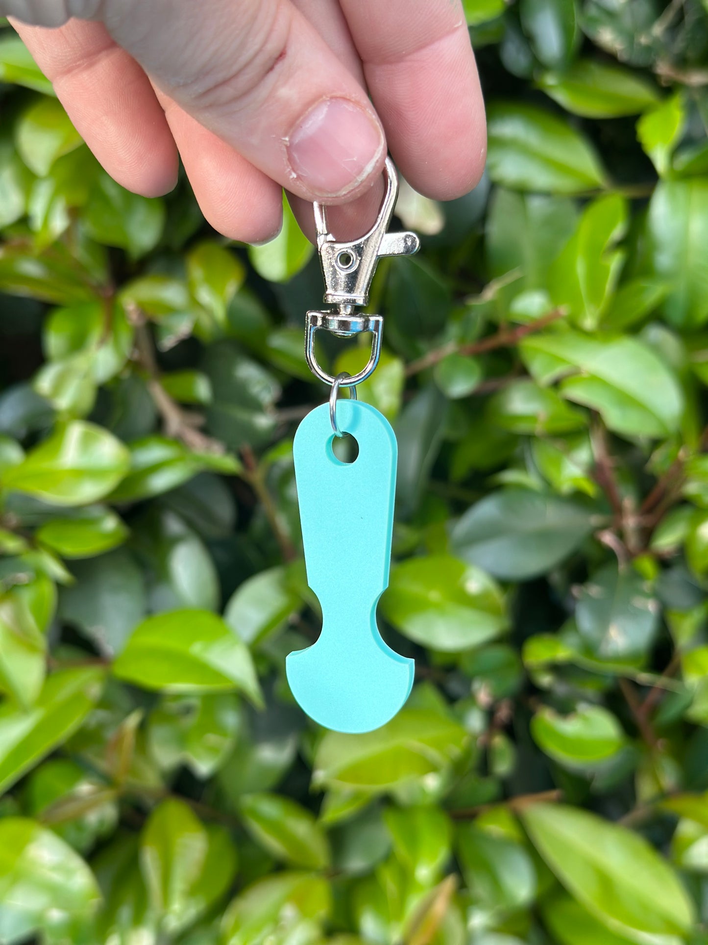 Trolley Token Keychain – Reusable Shopping Cart Coin Substitute in 6 Fun Colours