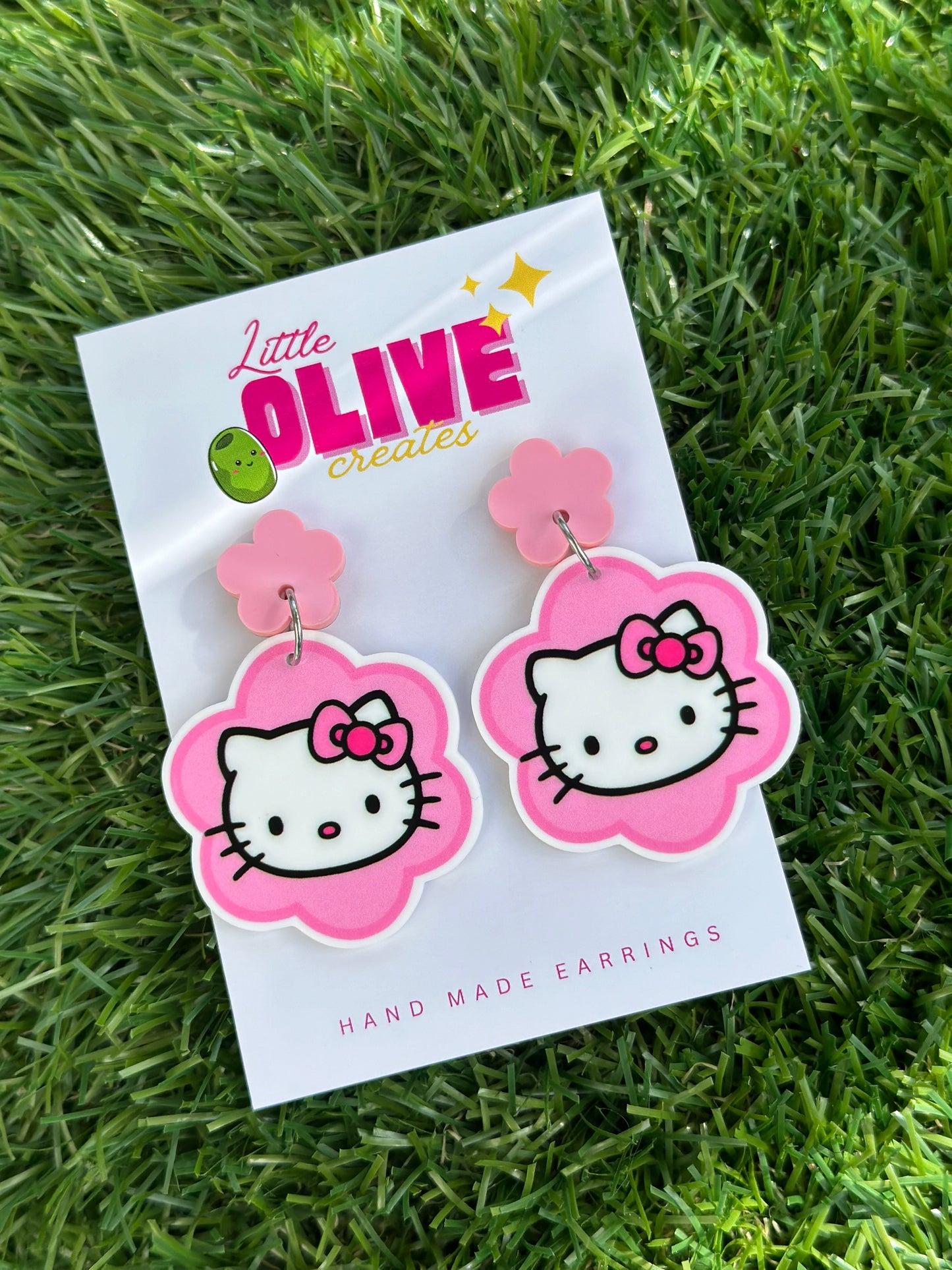 Hello Kitty Earrings: Charming Accessories for All Ages!