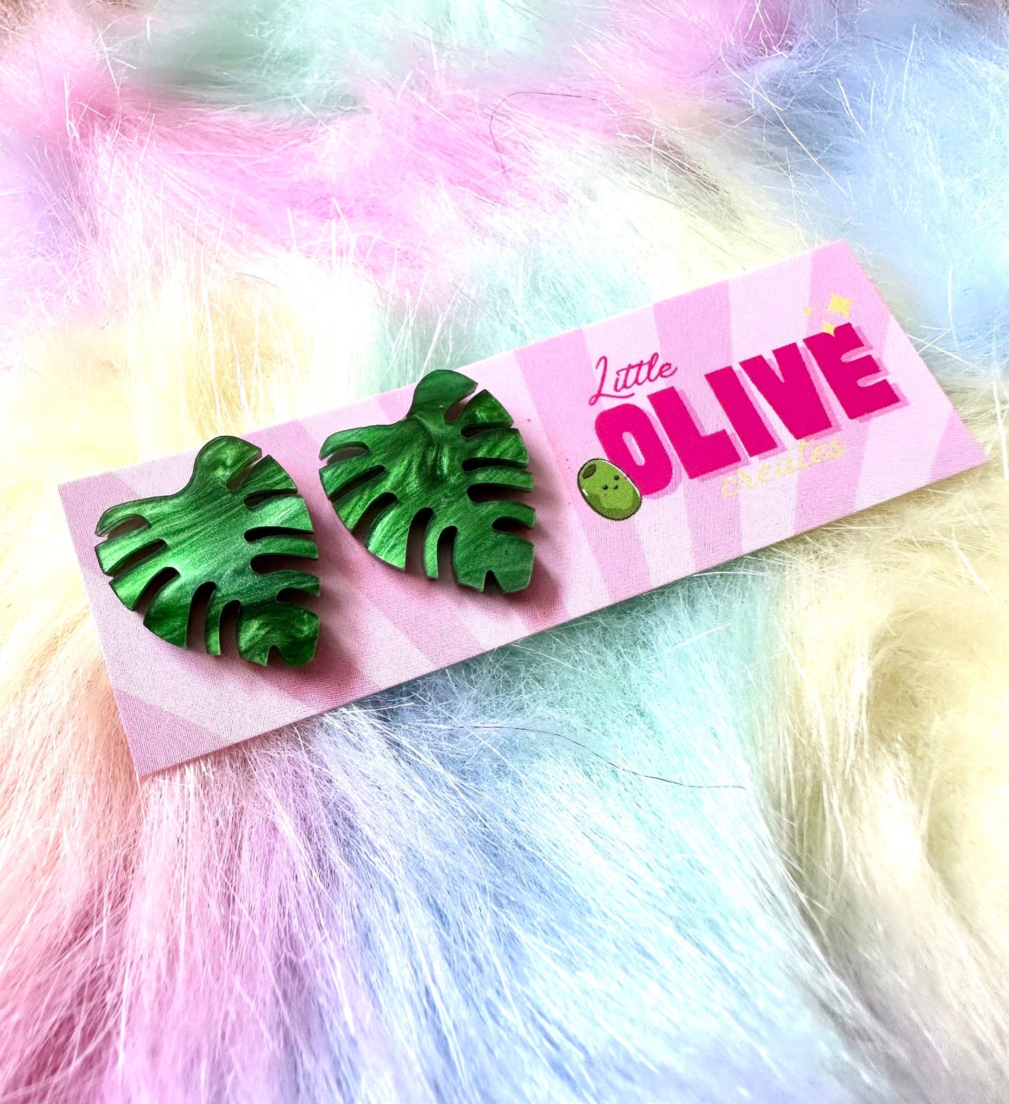 Stunning Monstera Leaf Stud Earrings - Botanical Beauty