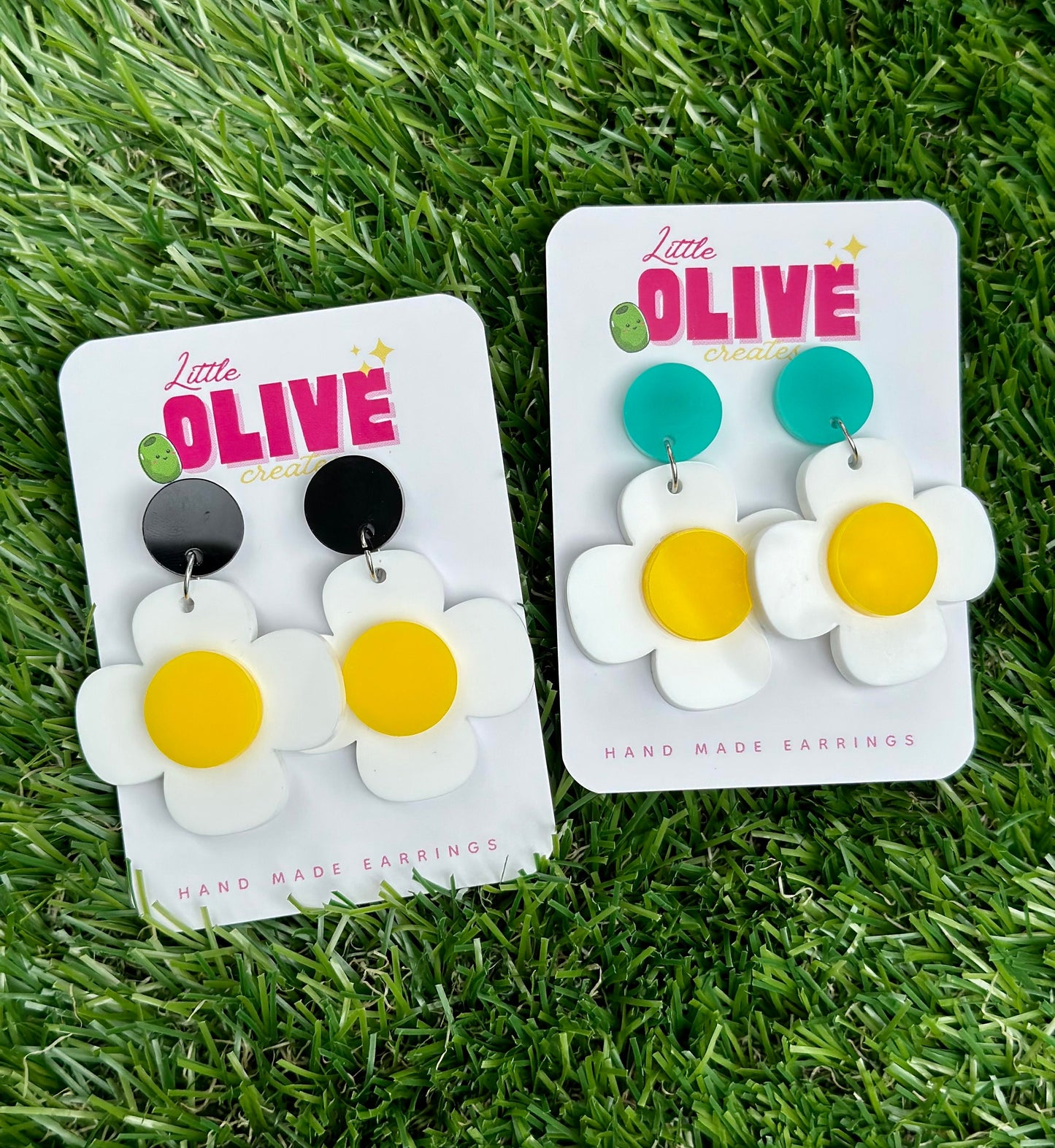 Retro Flower Power Daisy Dangle Earrings - Groovy '60s Style with Stainless Steel Posts"