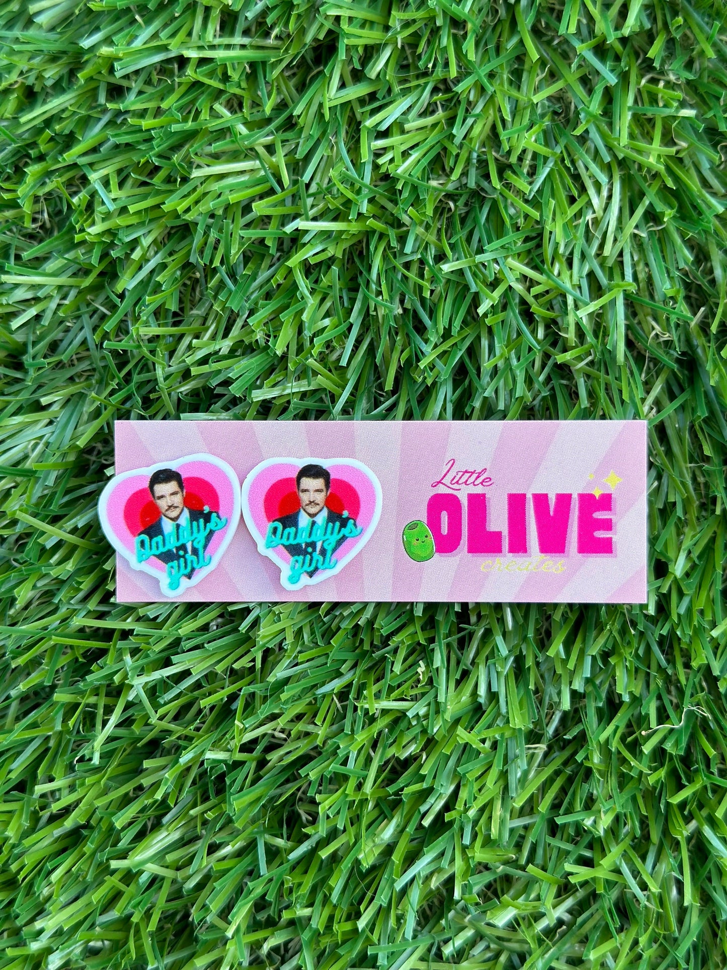 Daddy's Girl" Pedro Pascal Celeb Chic Earrings - Sparkle Like a Star!