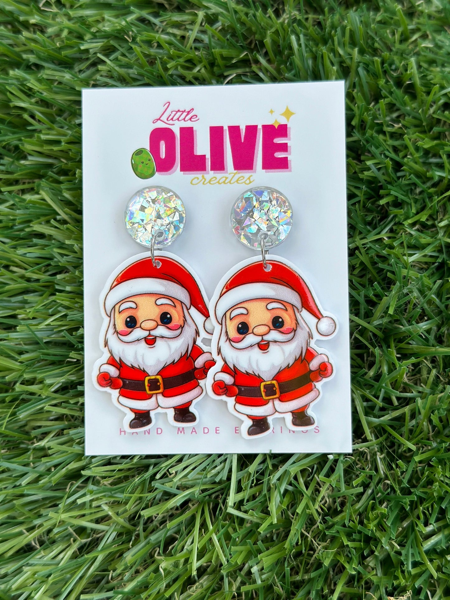 Sleigh the Season with 'Santa Chic' Dangle Earrings!