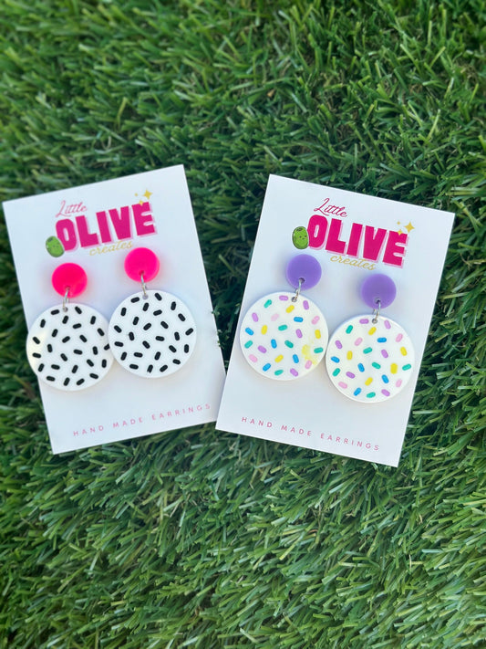 Artistic Elegance: Hand-Painted Confetti Circle Drop Dangle Earrings in 2 Stunning Varieties!