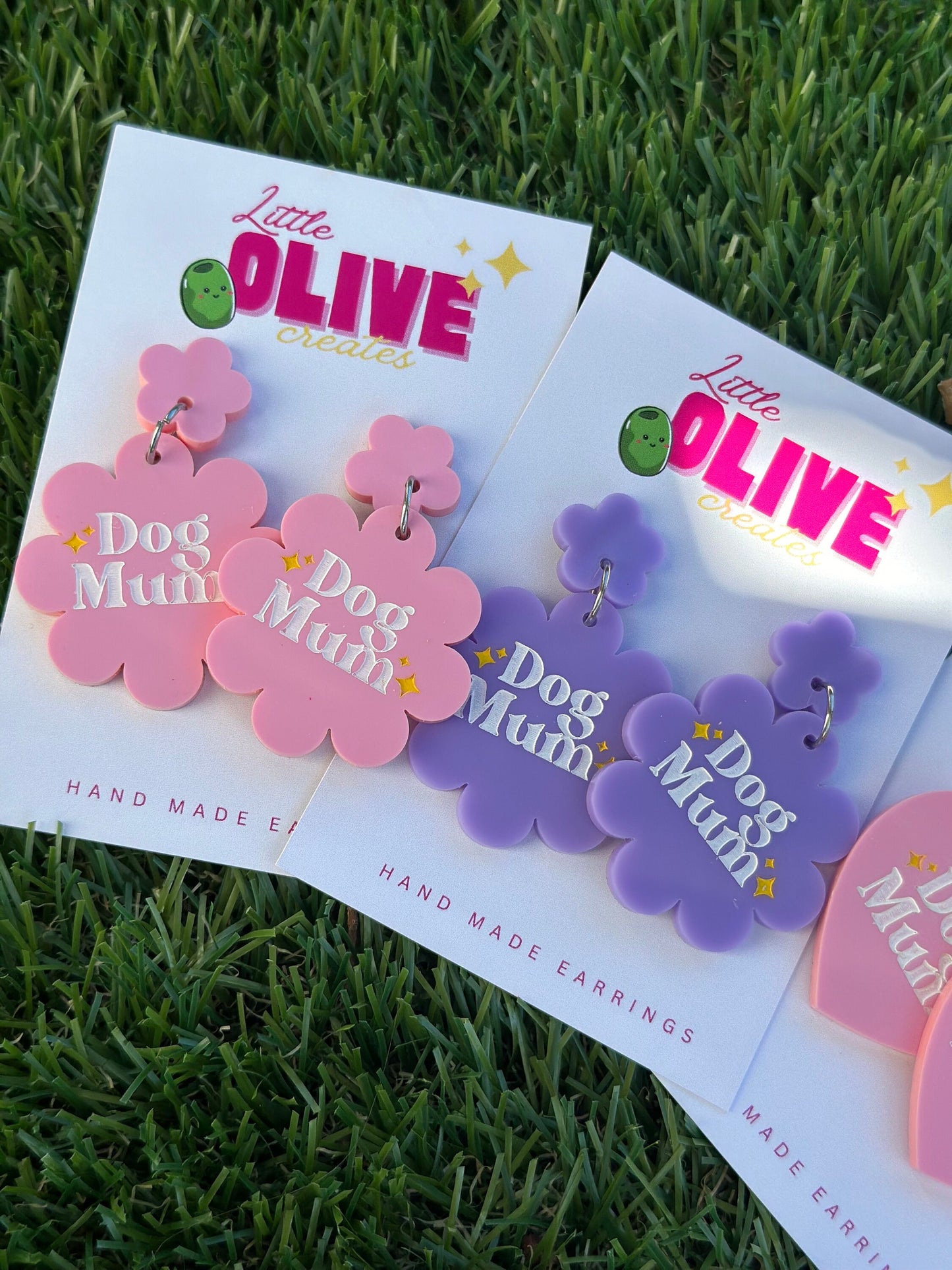 Adorable Hand Painted Mother’s Day Dog Mum Earrings - Perfect Gift for Dog Lovers!