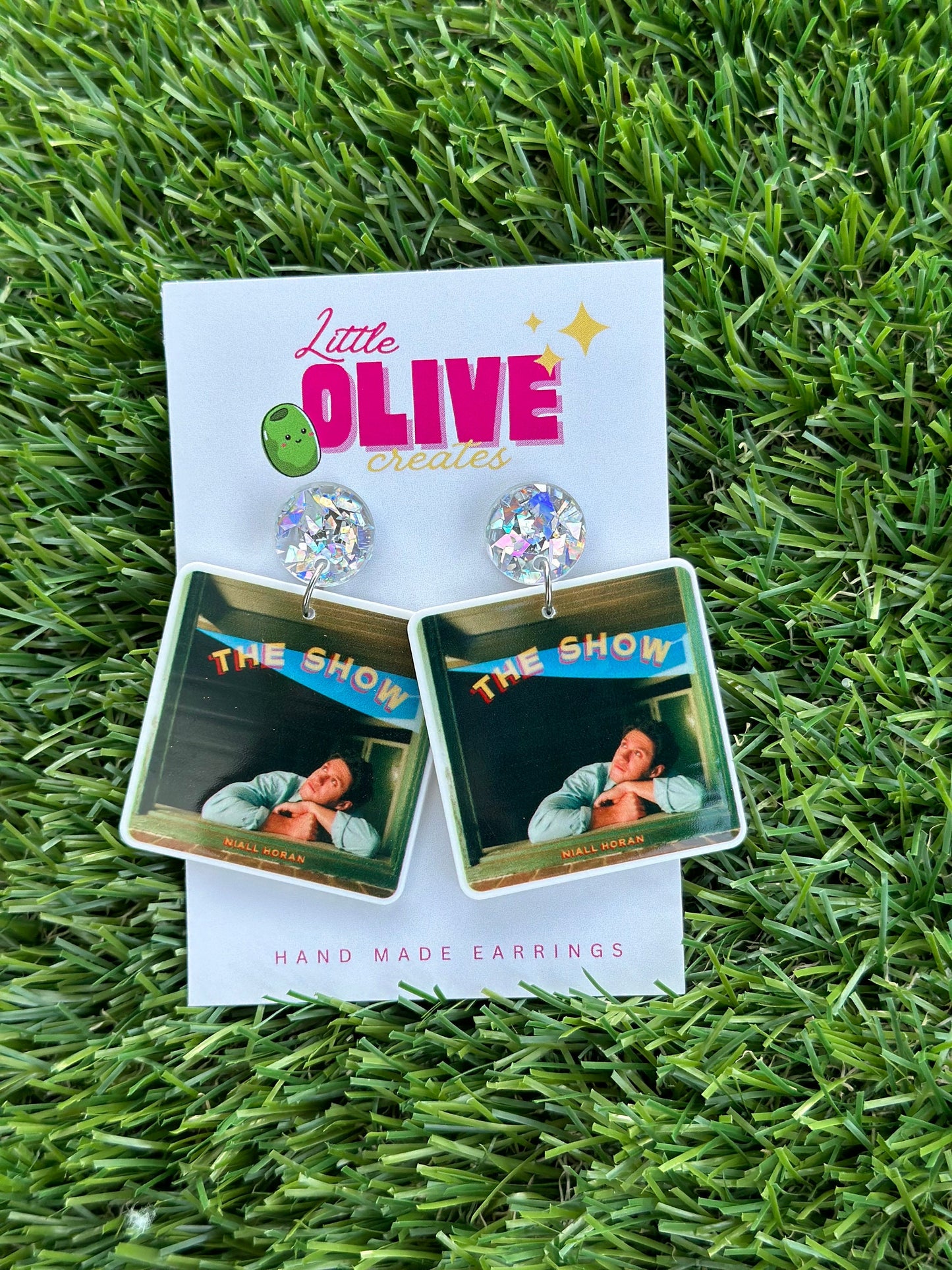 Rockstar Vibes: Niall Horan Inspired Dangle Earrings in 2 Styles