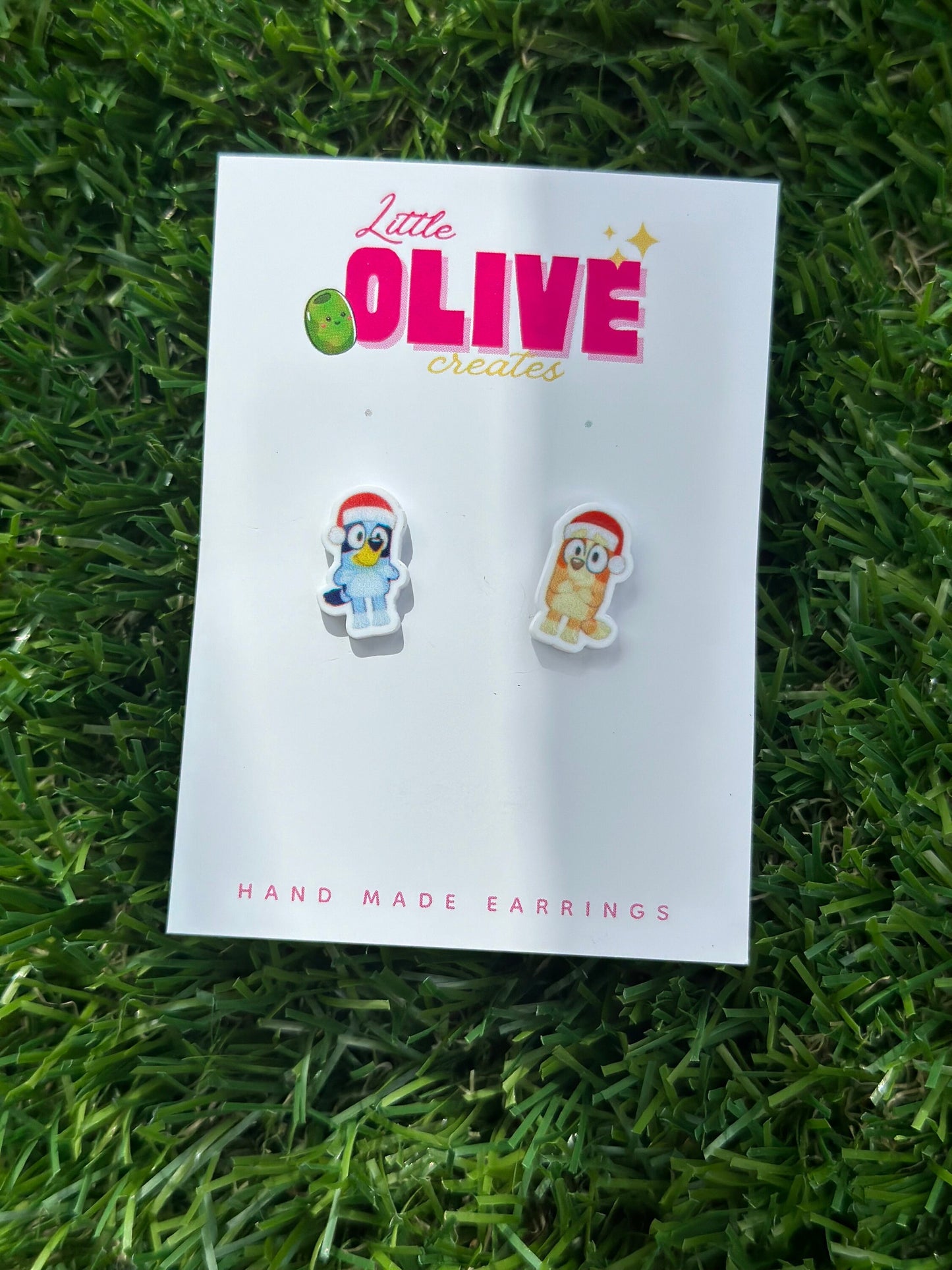 Adorable Bluey Christmas stud Earrings - 2 Festive Styles